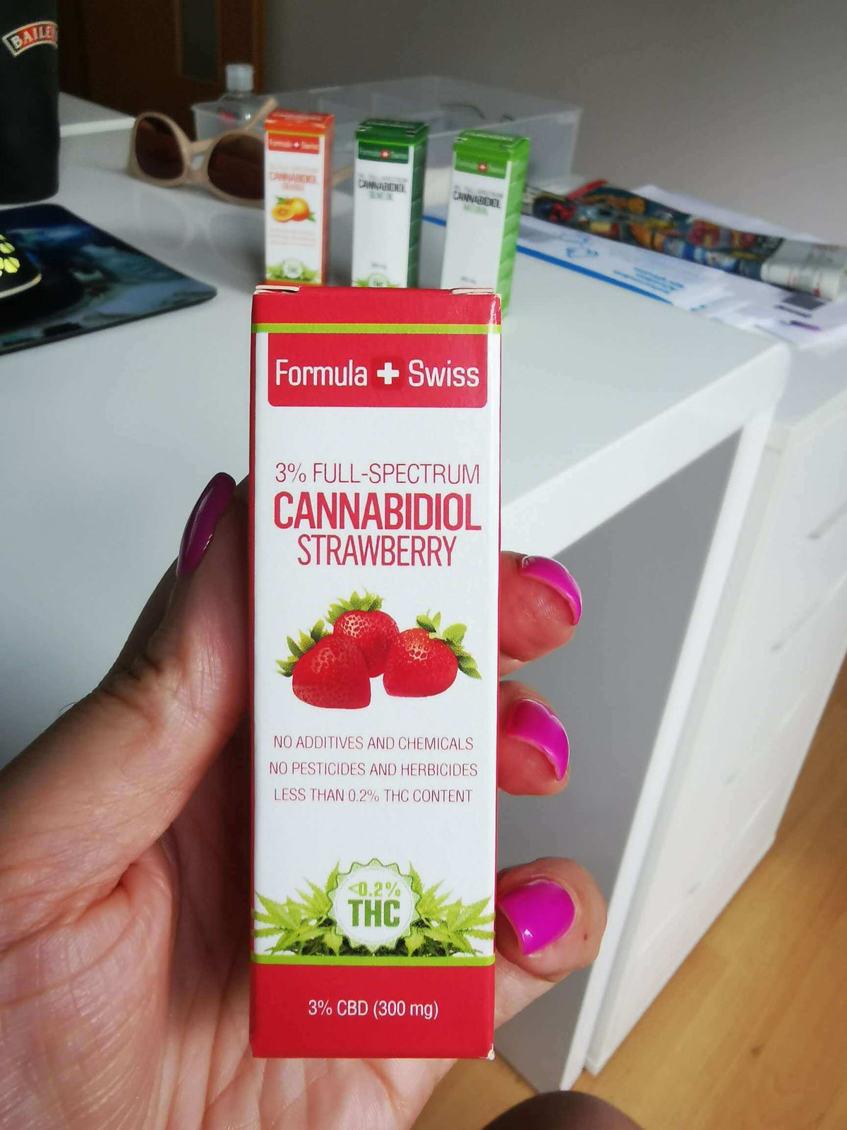 Óleo de CBD orgânico Formula Swiss em óleo de morango
